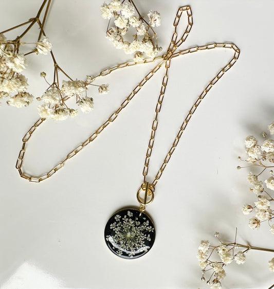 Queen Anne's Lace Charm Necklace