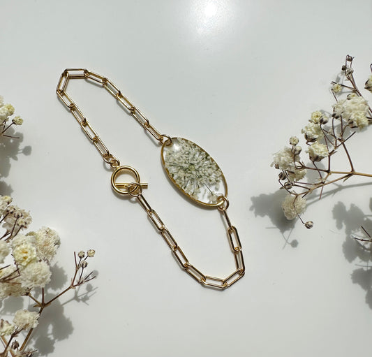 Queen Anne's Lace Oval Bracelet