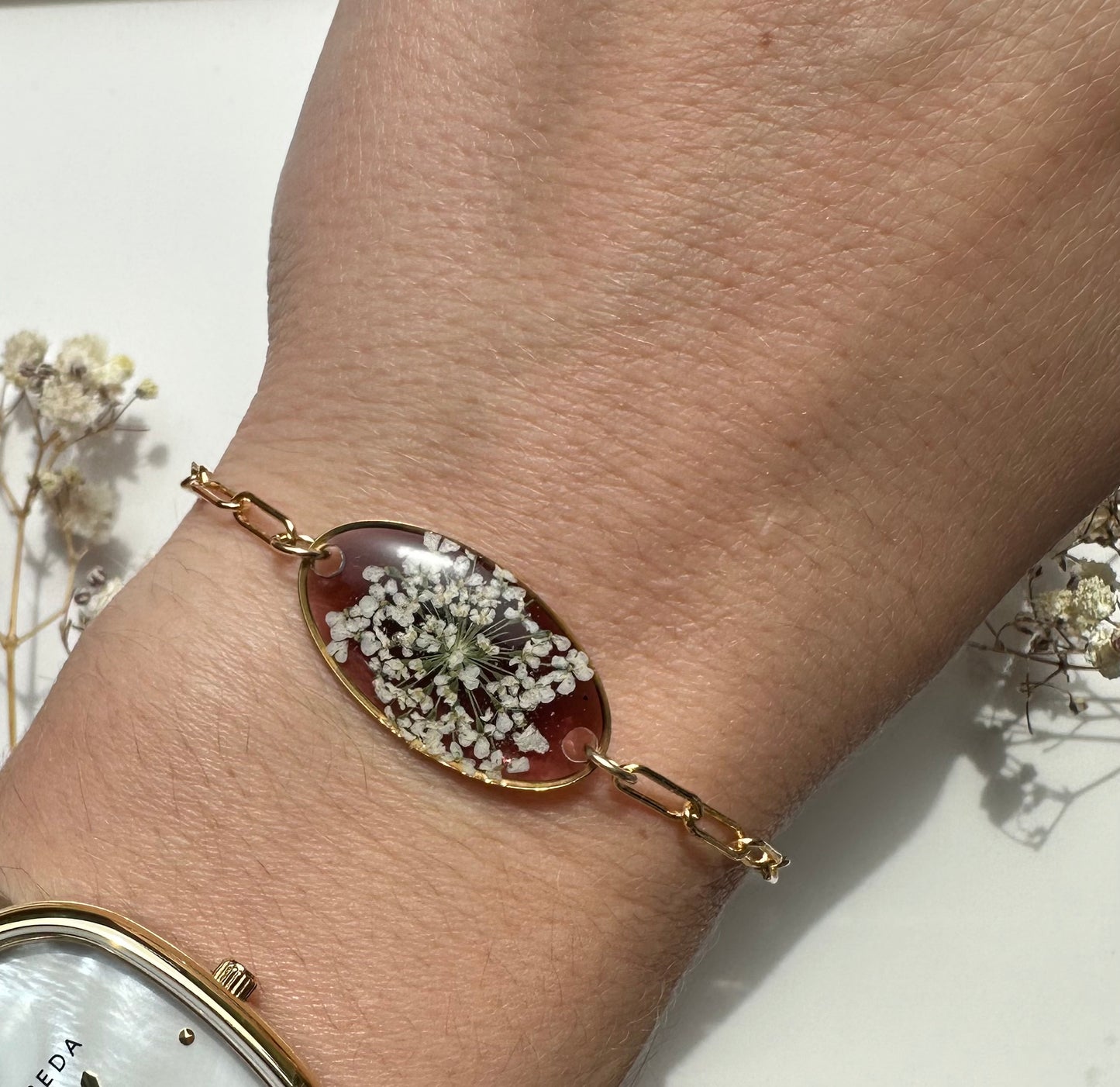 Queen Anne's Lace Oval Bracelet
