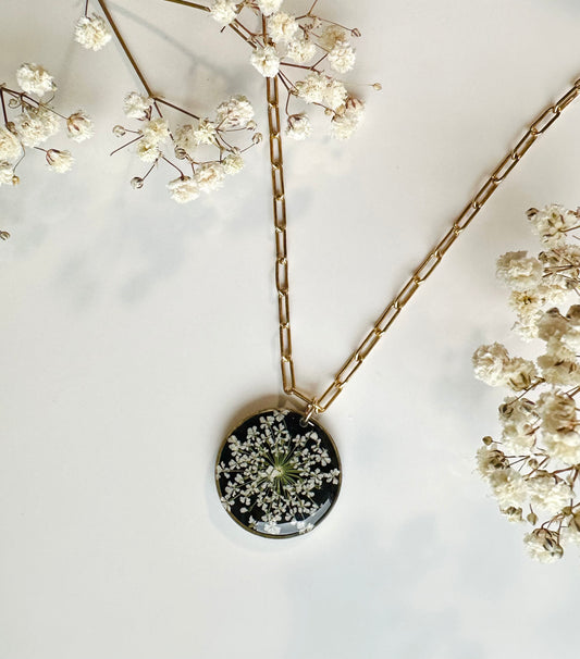 Queen Anne's Lace Charm Necklace